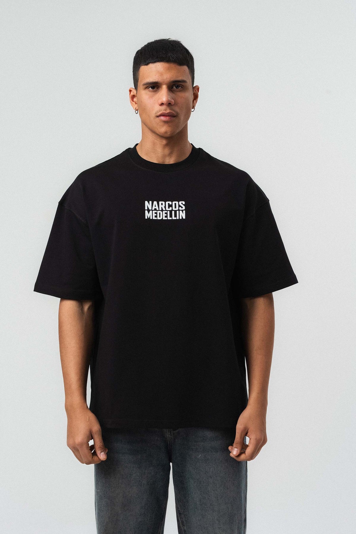 Narcos Medellin Nakış Detaylı Siyah Oversize Baskılı T-Shirt