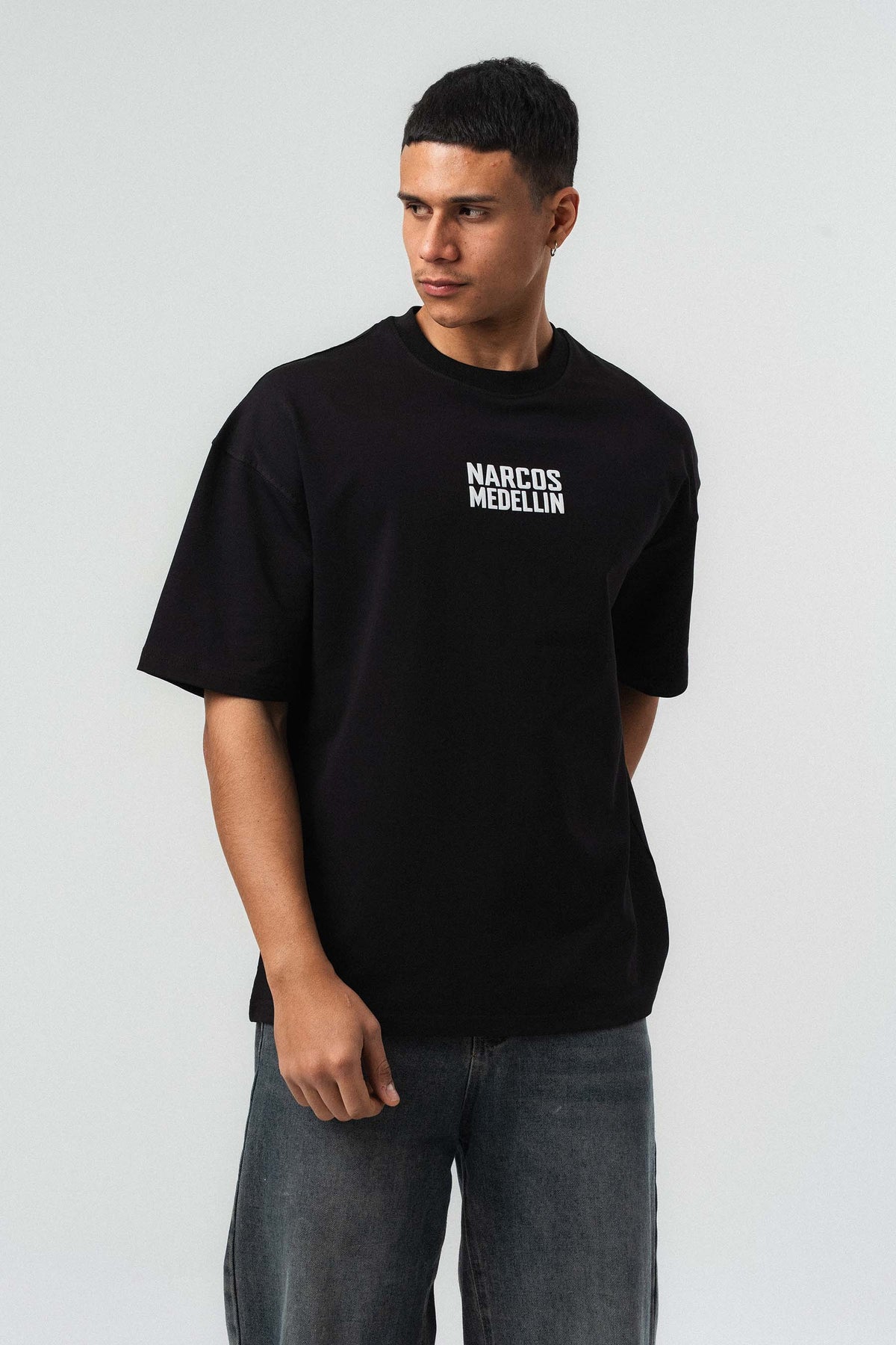 Narcos Medellin Nakış Detaylı Siyah Oversize Baskılı T-Shirt