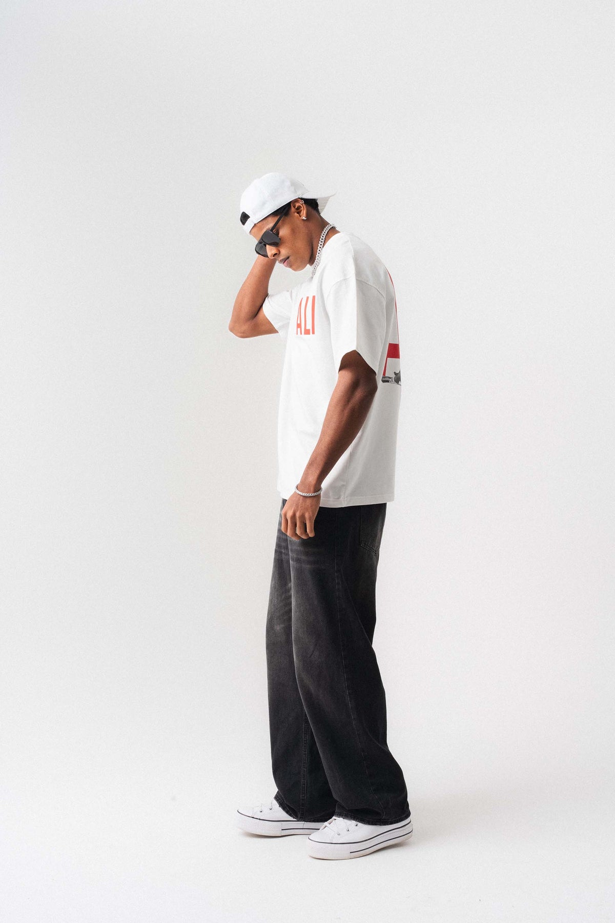 Muhammed Ali Beyaz Oversize Baskılı T-Shirt
