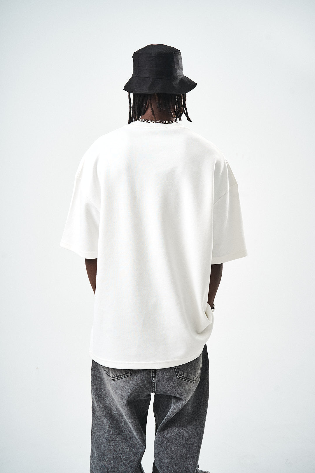 Oversize White Fit Basic T-Shirt