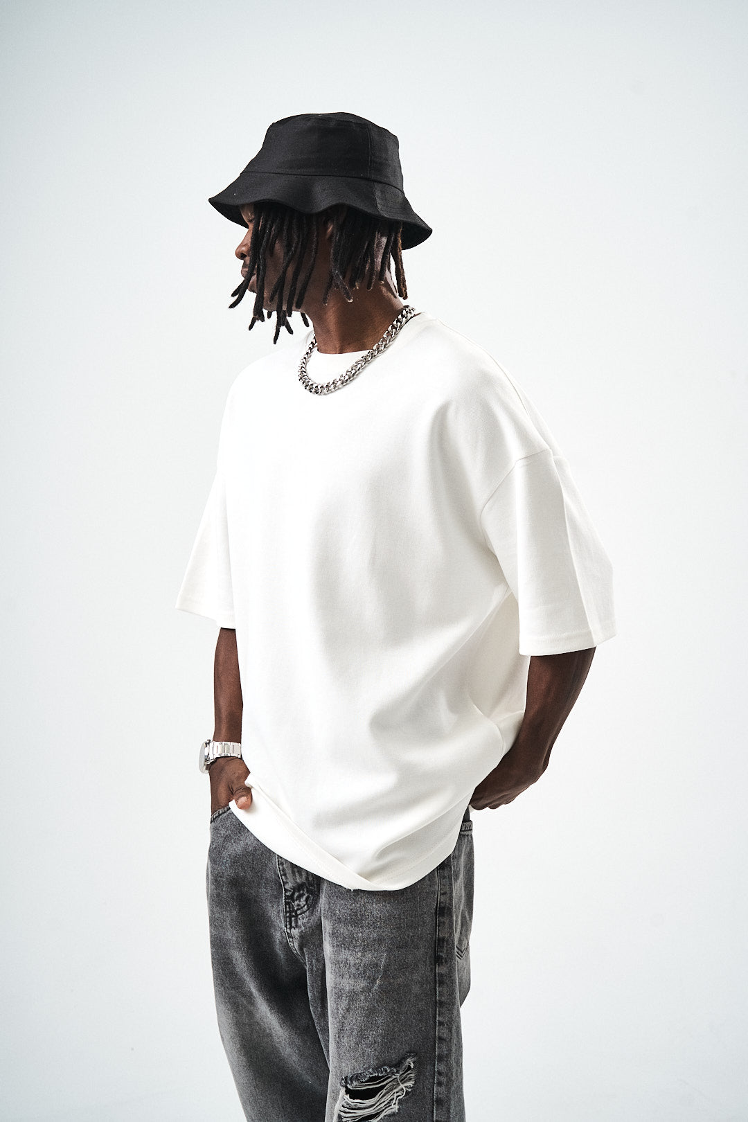 Oversize White Fit Basic T-Shirt