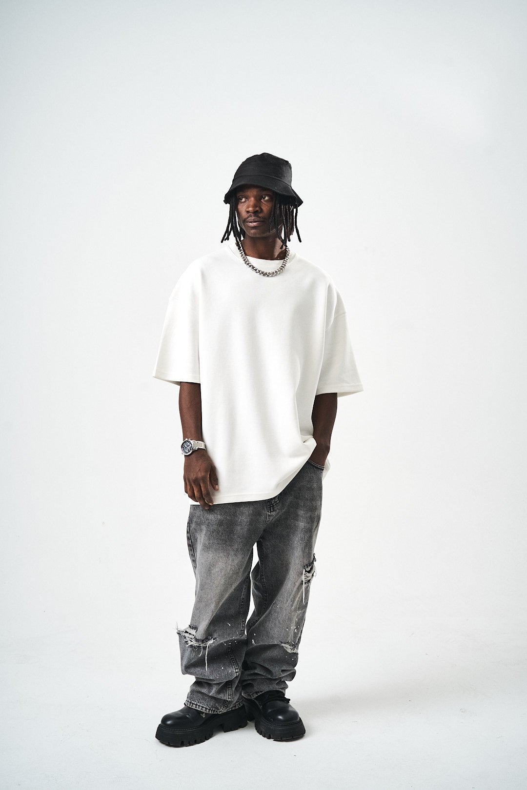 Oversize White Fit Basic T-Shirt