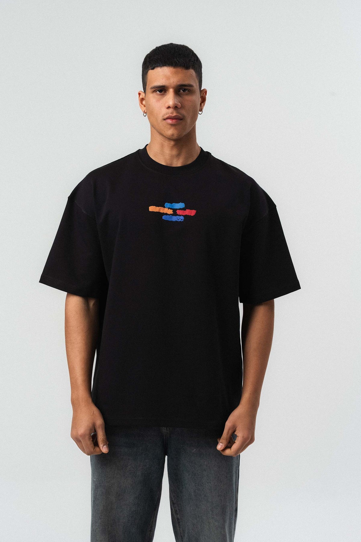 Art Figürlü Kabartmalı Siyah Oversize Baskılı T-Shirt
