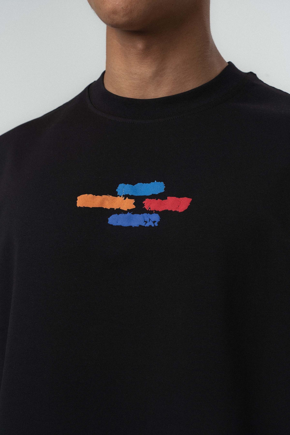 Art Figürlü Kabartmalı Siyah Oversize Baskılı T-Shirt