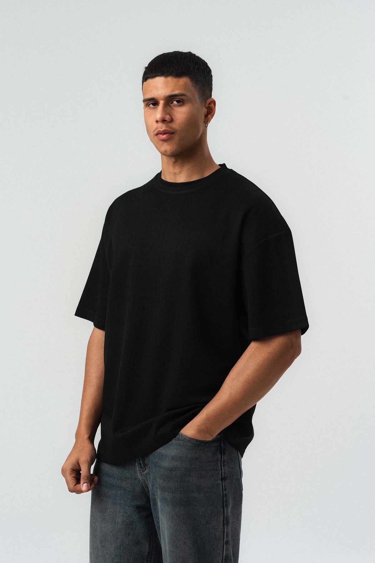 Nakış Detaylı Çizgili Premium Oversize T-Shirt Siyah