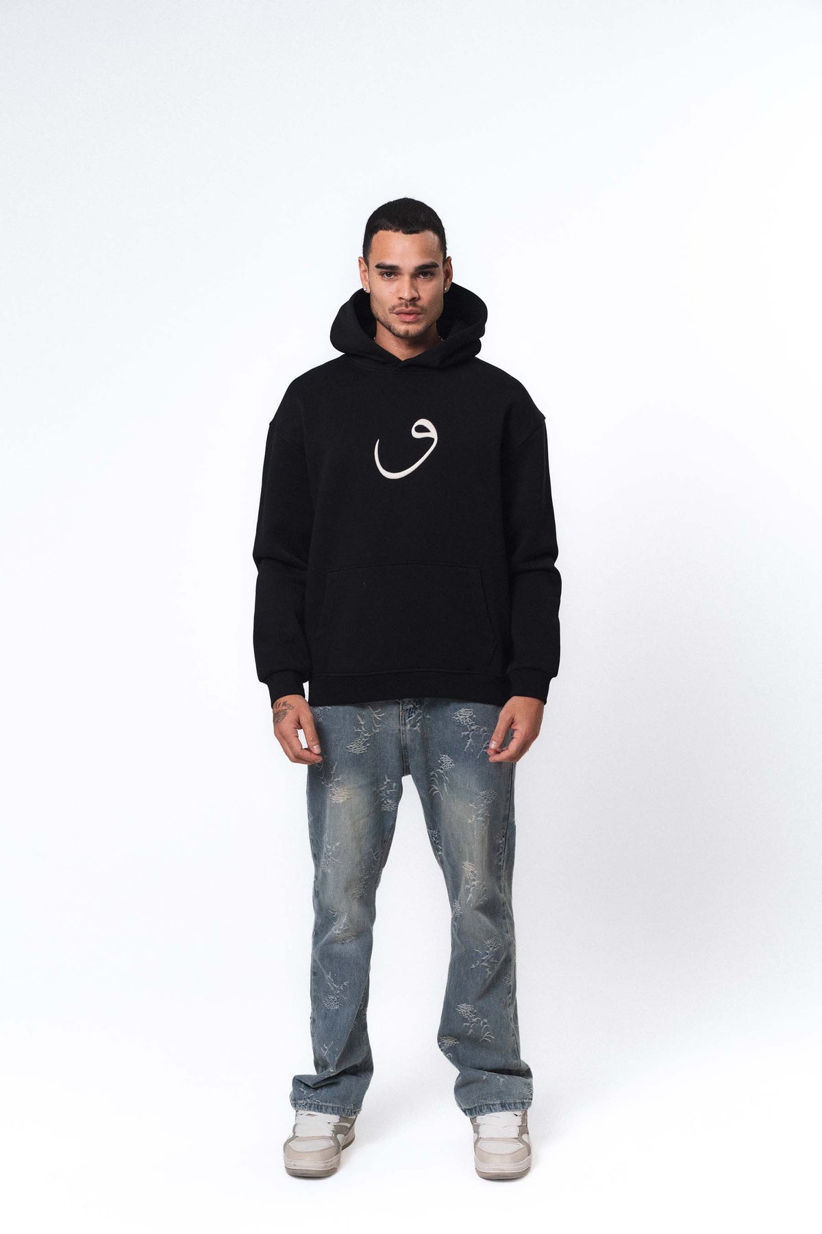Etnik Tasarım V Harfi Siyah Oversize Hoodie