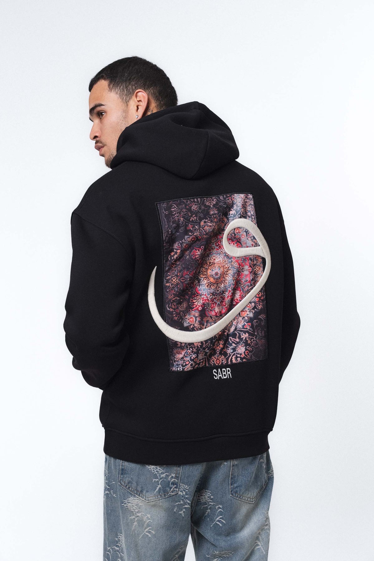 Etnik Tasarım V Harfi Siyah Oversize Hoodie