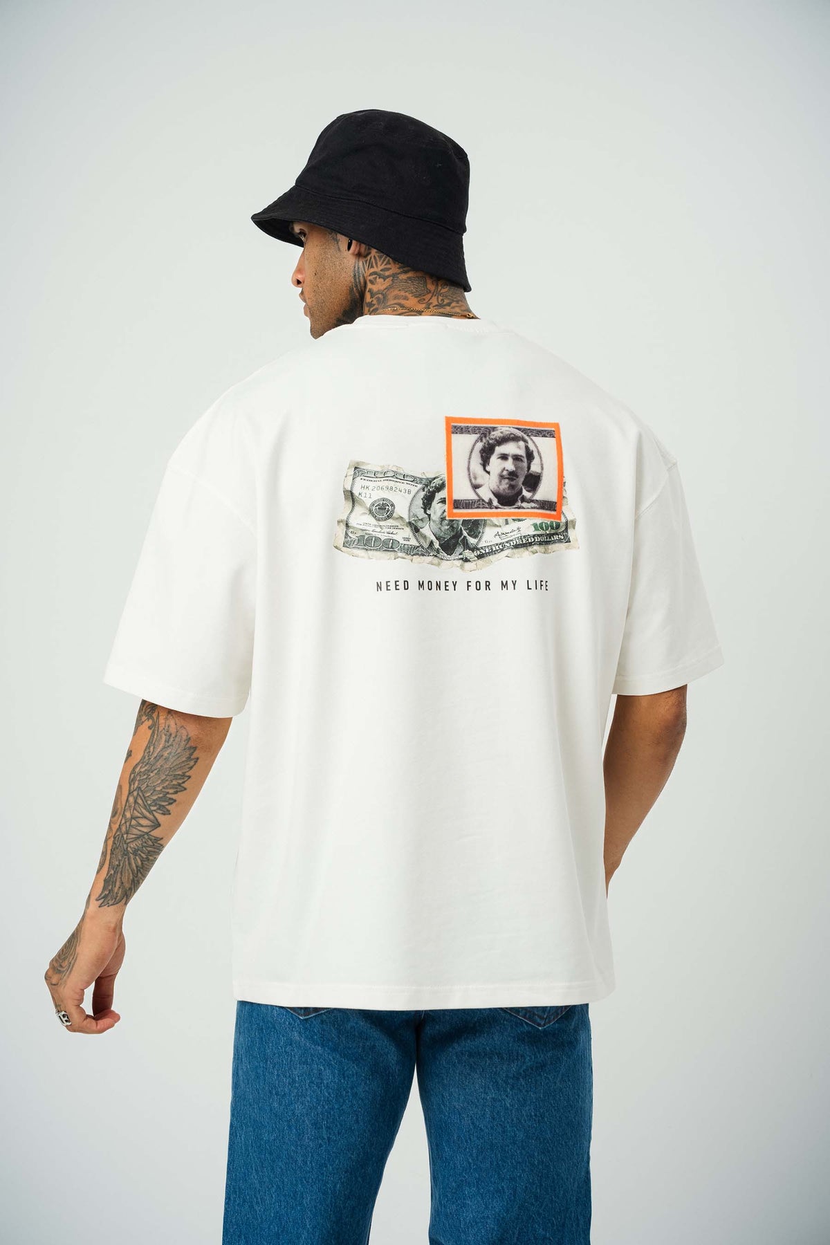 Need Money Pablo Escobar For Life Baskılı Beyaz Oversize T-Shirt