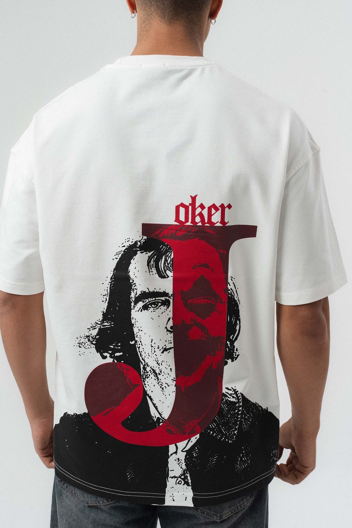 Joker Kabartmalı Beyaz Oversize Baskılı T-Shirt