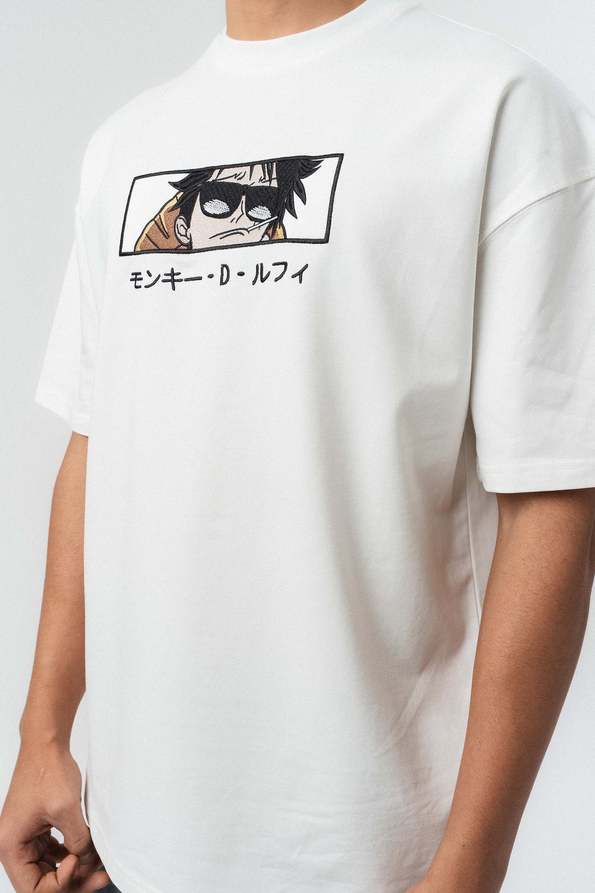 Monkey D Luffy Nakışlı Beyaz Oversize Baskılı T-Shirt