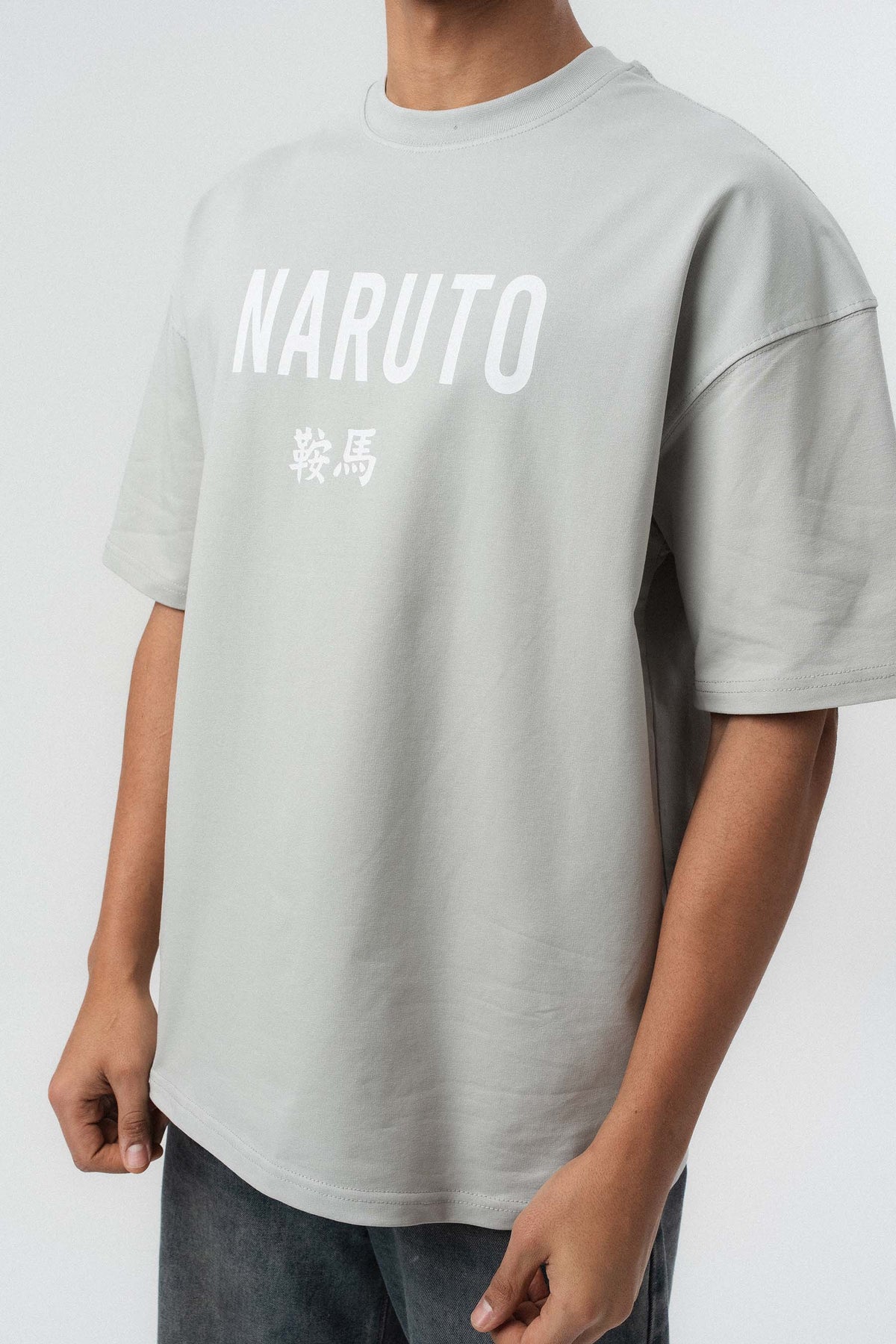 Naruto Baskılı Gri Oversize Baskılı T-Shirt