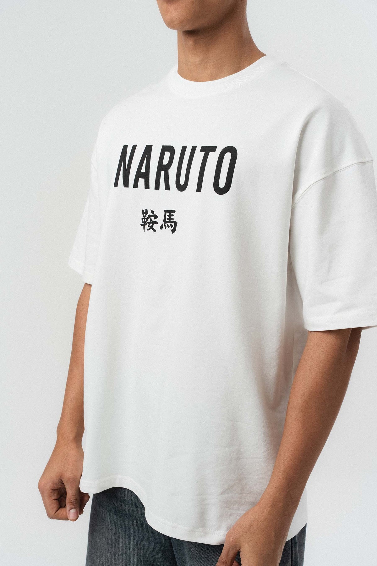 Naruto Baskılı Beyaz Oversize Baskılı T-Shirt
