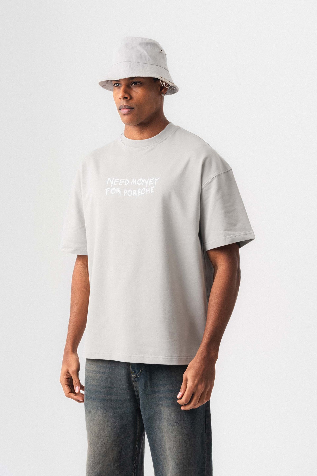 Need Money For Porsche Gri Oversize Baskılı T-Shirt