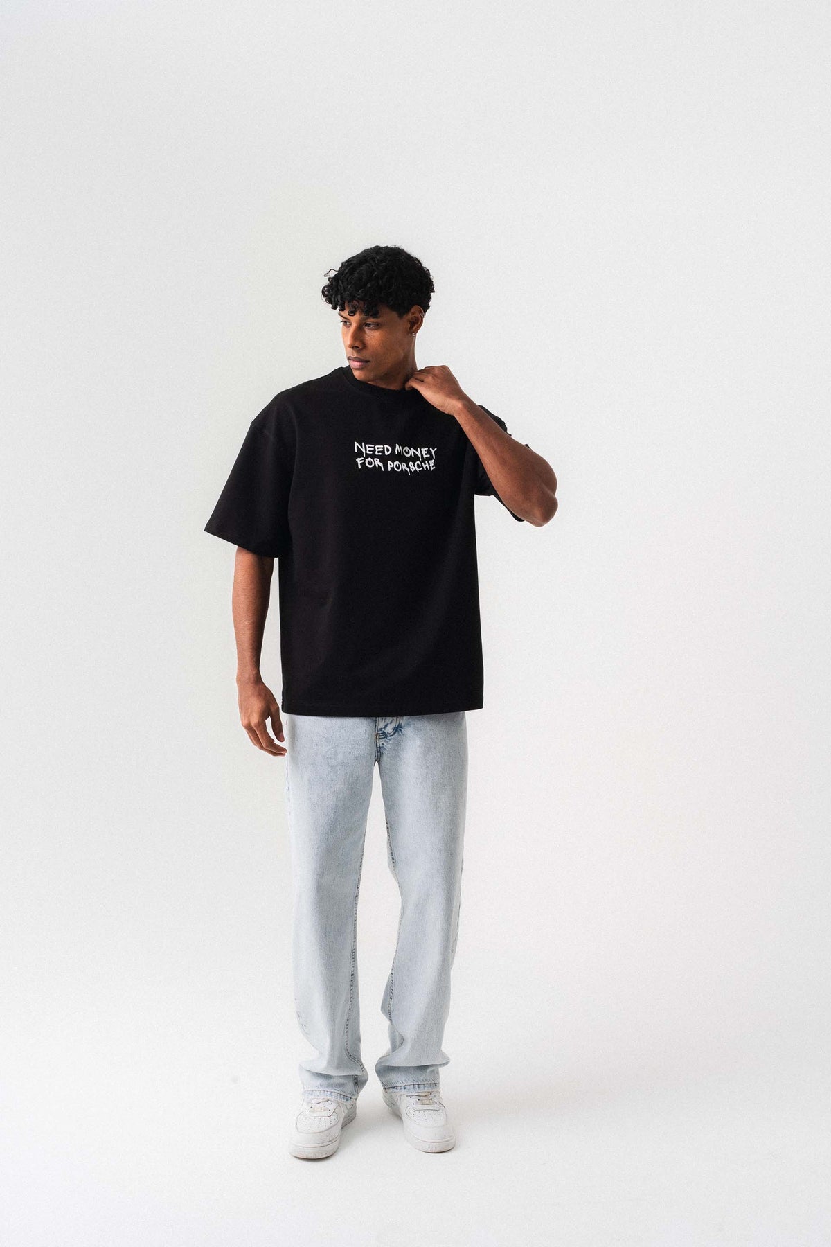 Need Money For Porsche Siyah Oversize Baskılı T-Shirt
