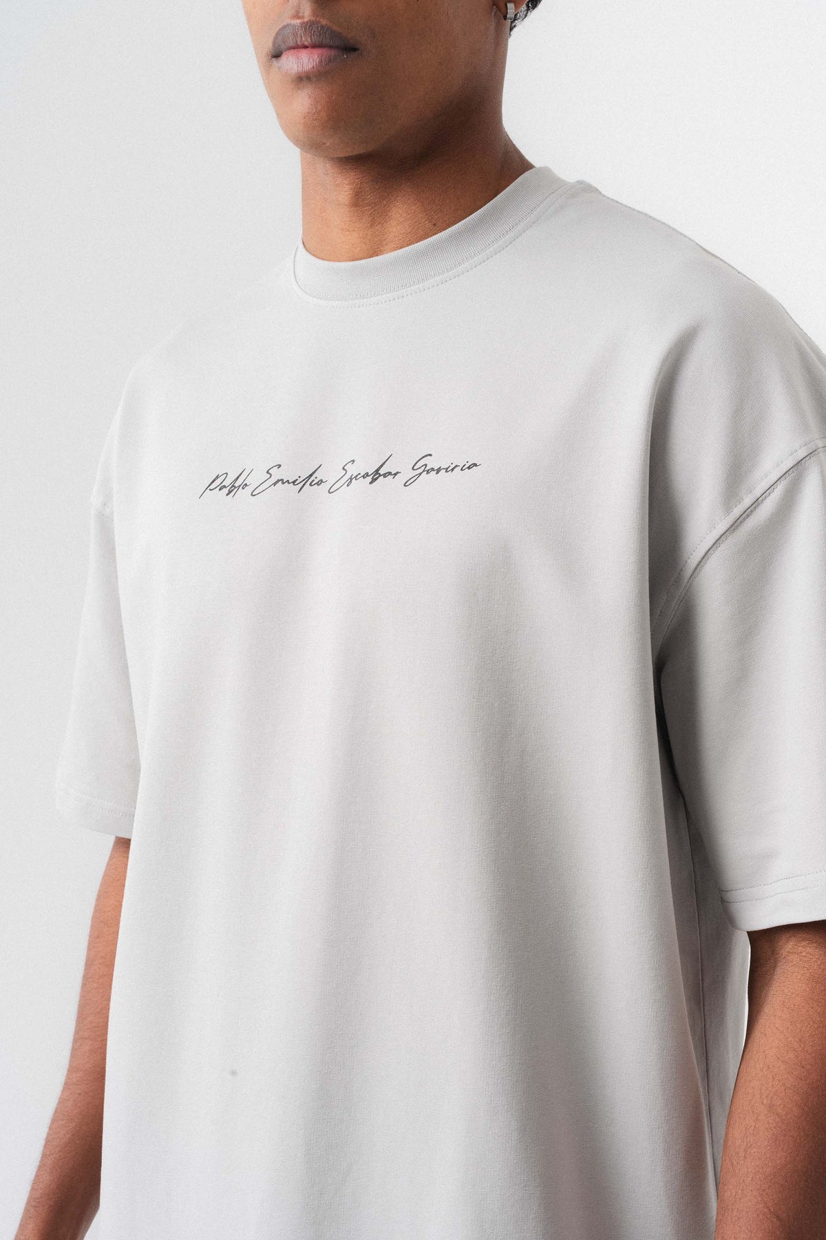 Pablo Emilio Escobar Gri Oversize Baskılı T-Shirt