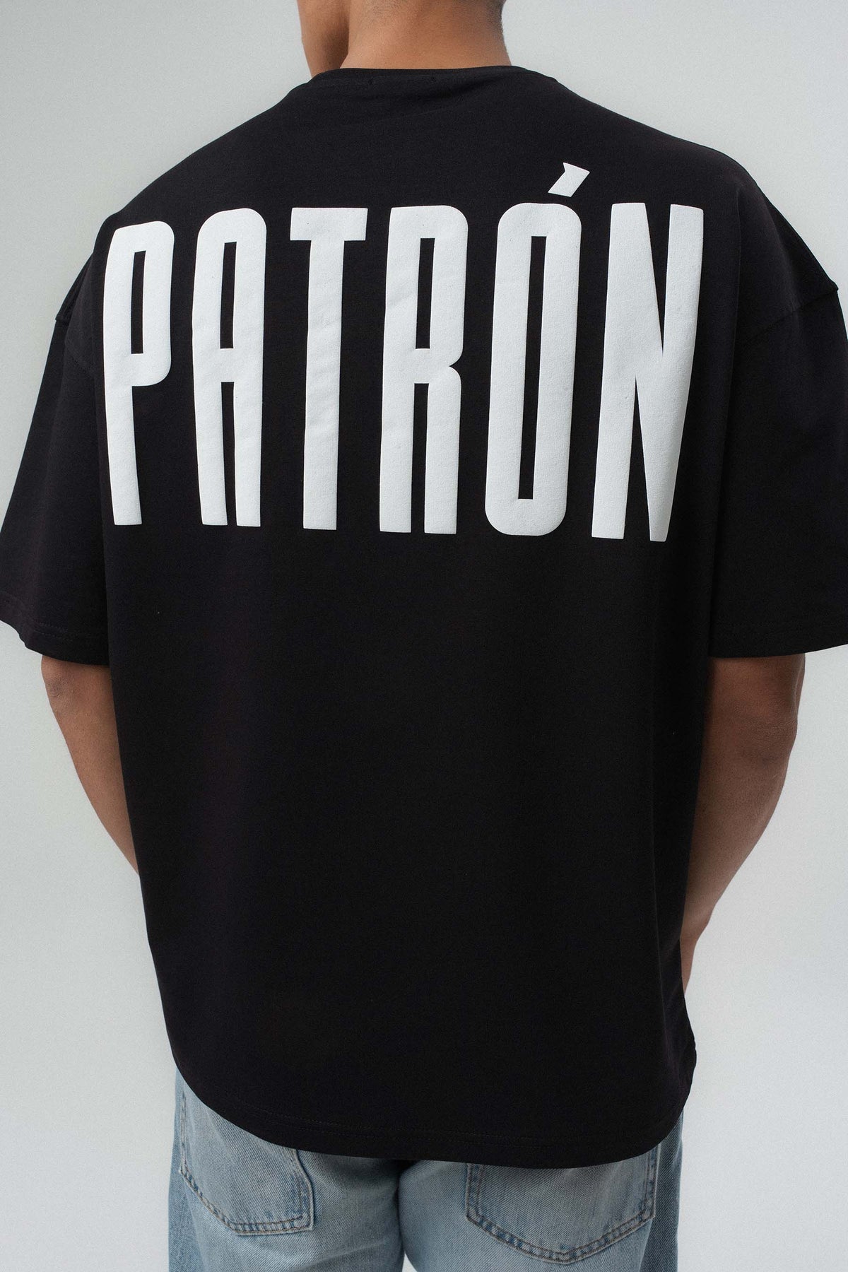 Patron Kabartmalı Siyah Oversize Baskılı T-Shirt