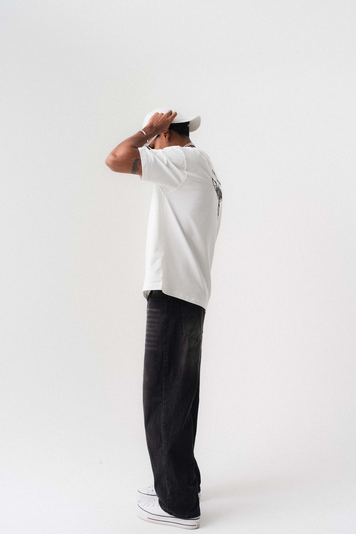 Point Of In Escobar Beyaz Oversize Baskılı T-Shirt