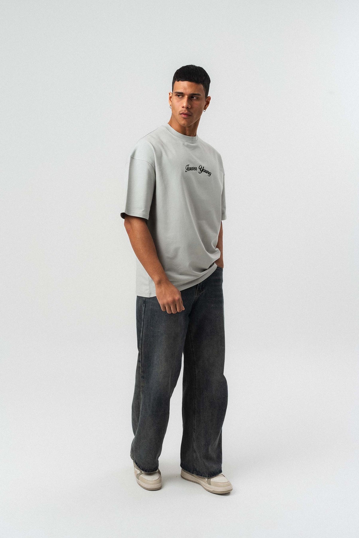 Forever Young Baskılı Gri Oversize Baskılı T-Shirt