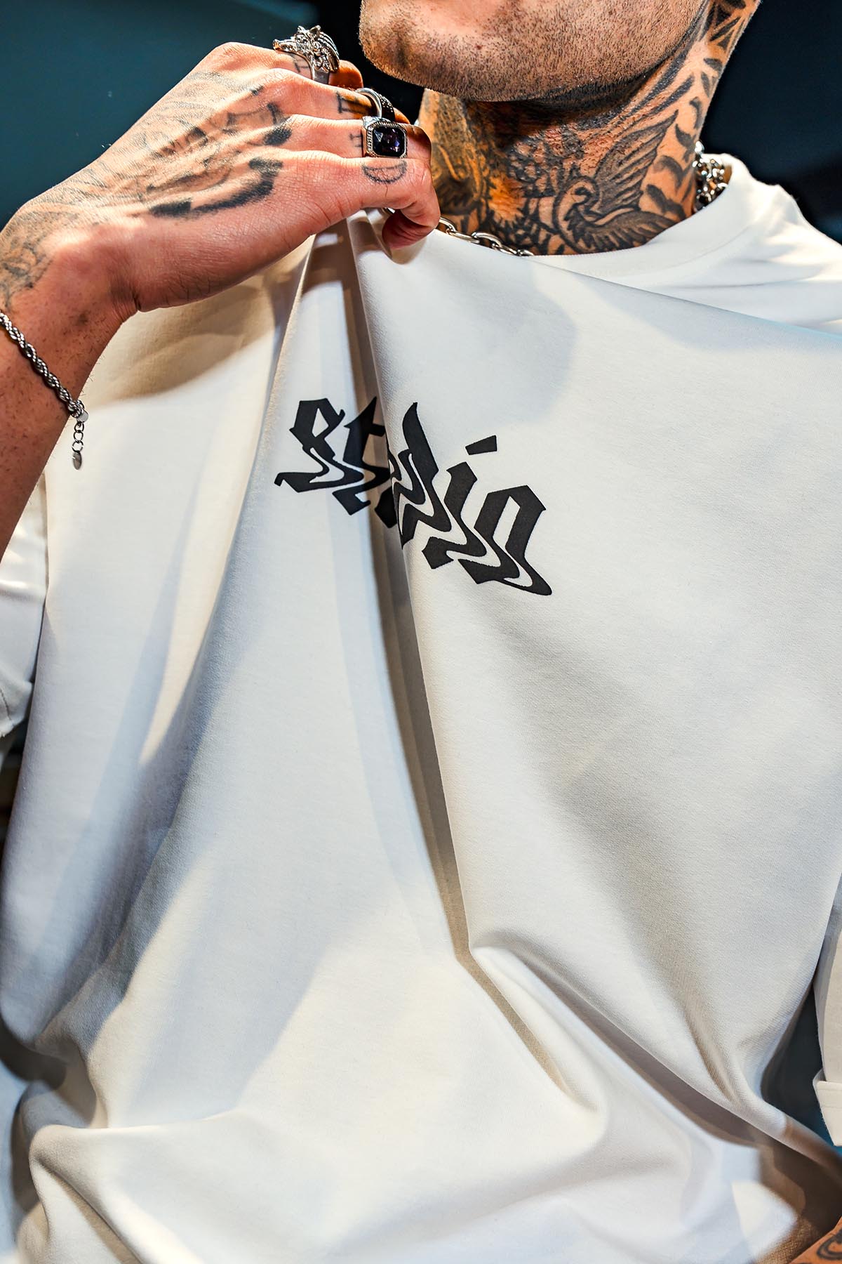 Studio Butterfly Print Oversize White T-shirt