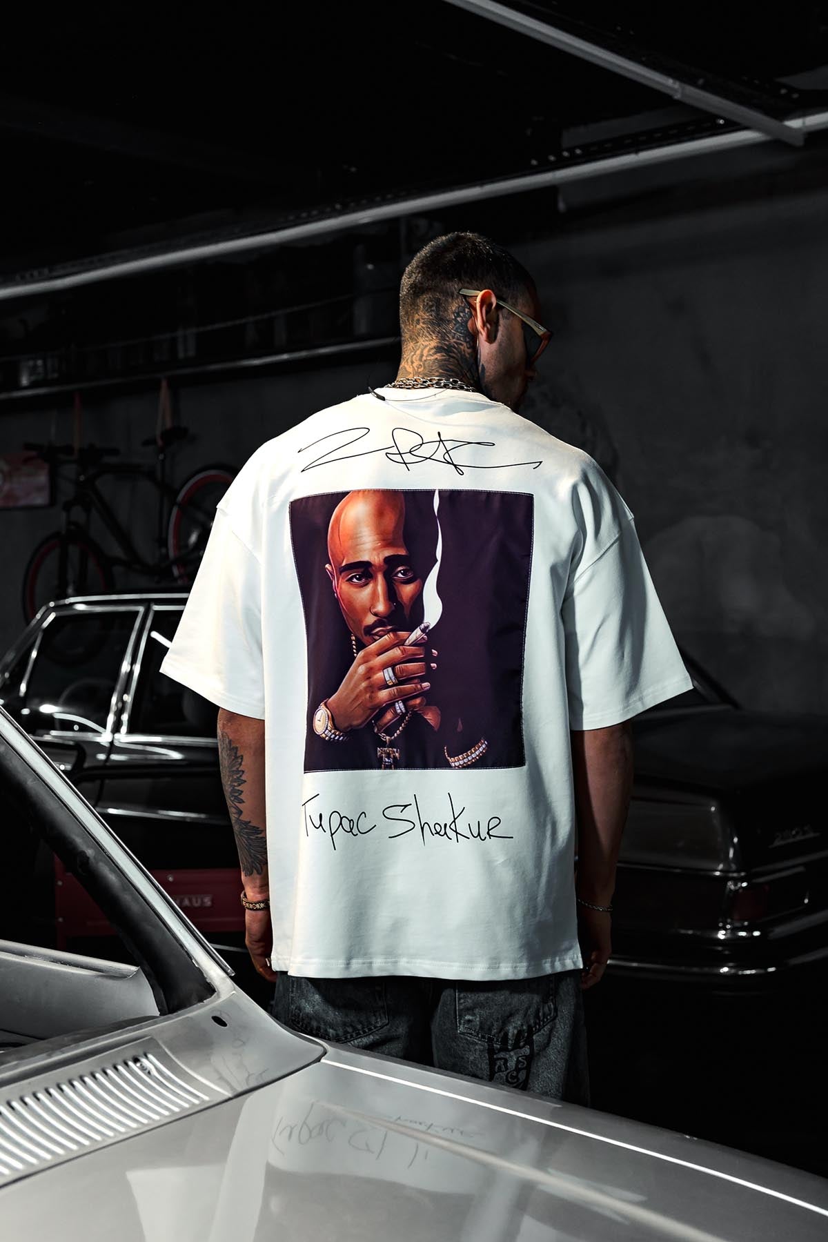 Tupac Kontürlü Oversize Beyaz Tshirt