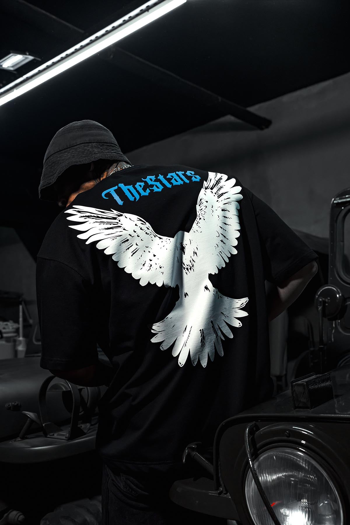 TheStars Bird Print Oversize Black T-Shirt