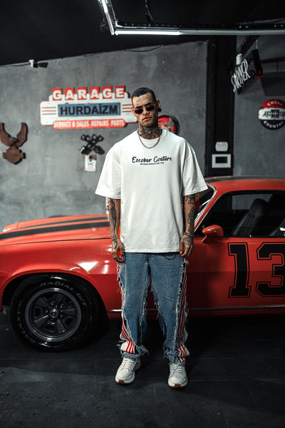Escobar Couture Halı Desen Oversize Beyaz Tshirt