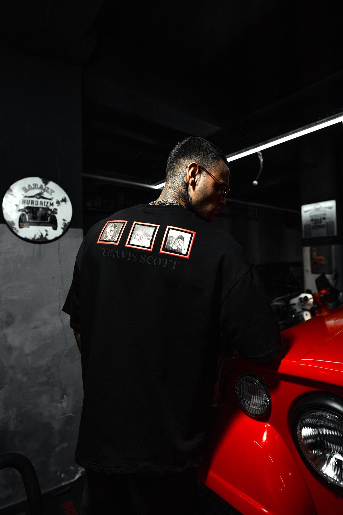 Travis Scott Slikon Baskılı Oversize Siyah Tshirt