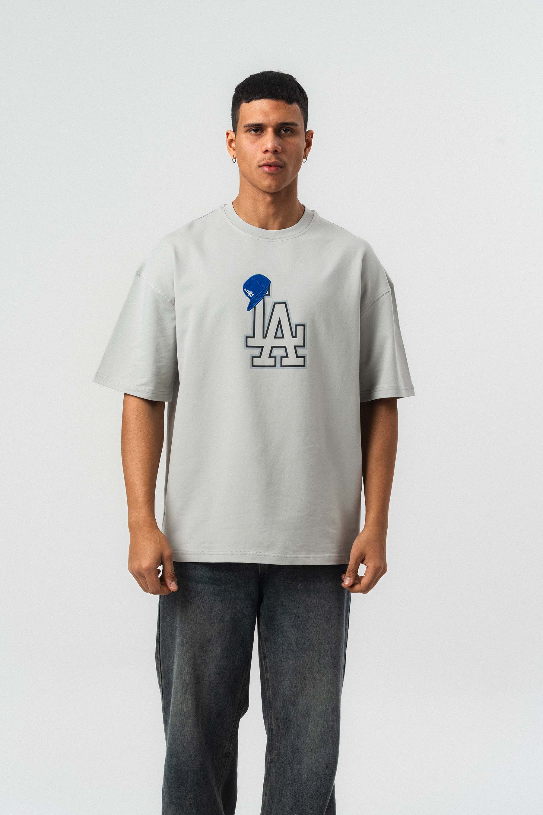 LA Nakış Detaylı Gri Oversize Baskılı T-Shirt