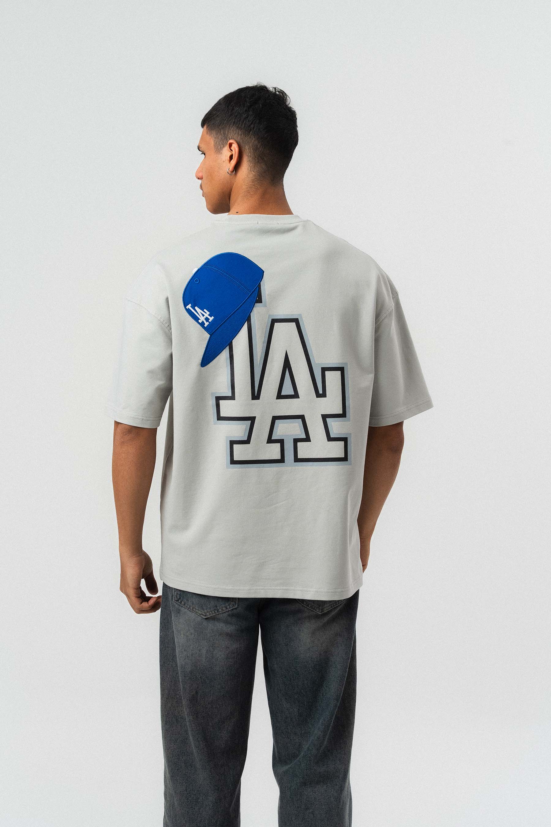 LA Nakış Detaylı Gri Oversize Baskılı T-Shirt