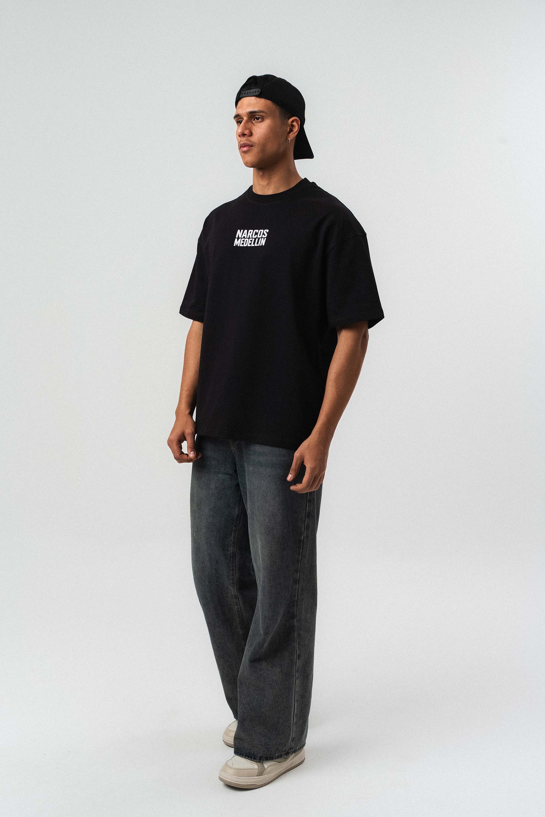 Narcos Medellin Nakış Detaylı Siyah Oversize Baskılı T-Shirt