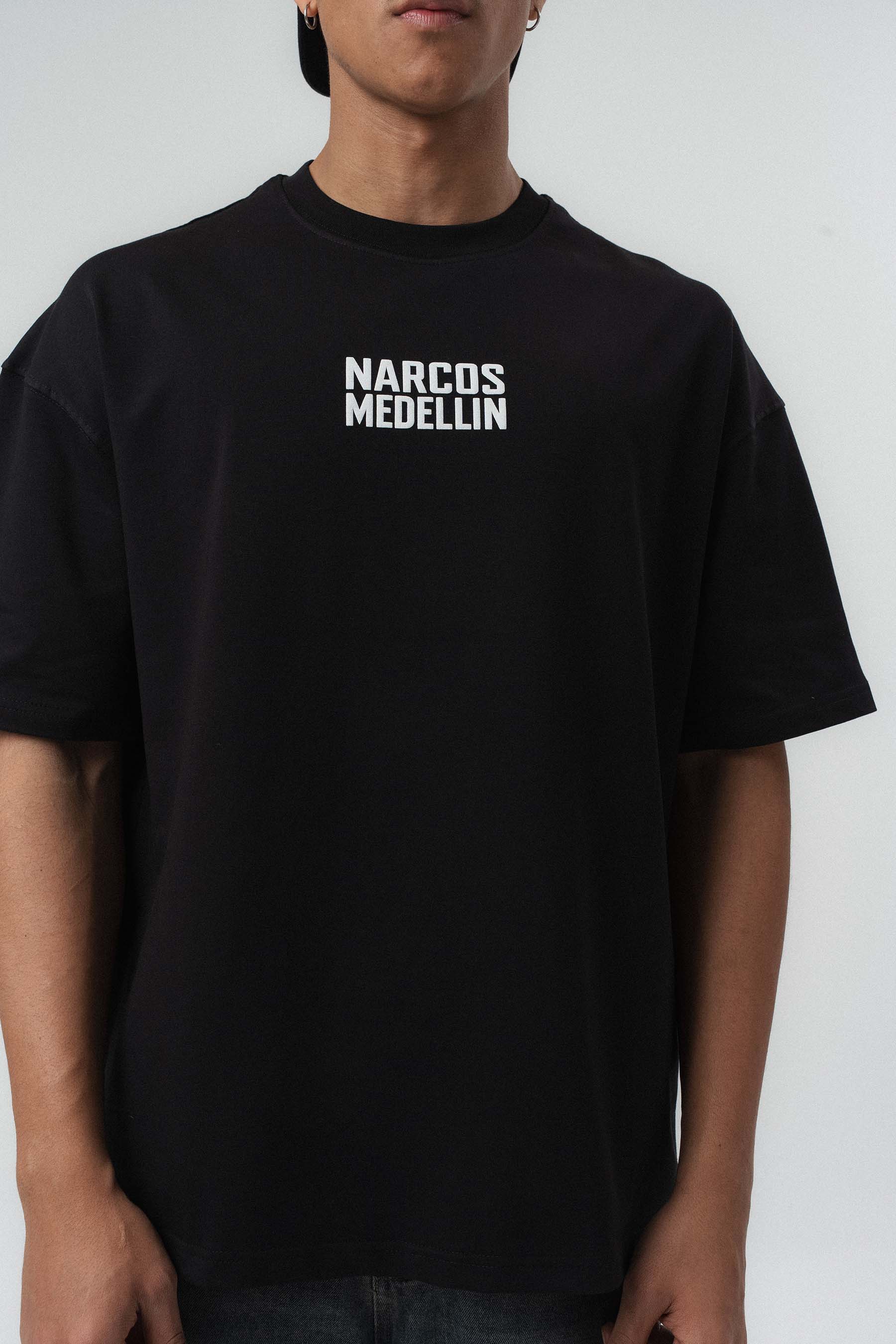 Narcos Medellin Nakış Detaylı Siyah Oversize Baskılı T-Shirt