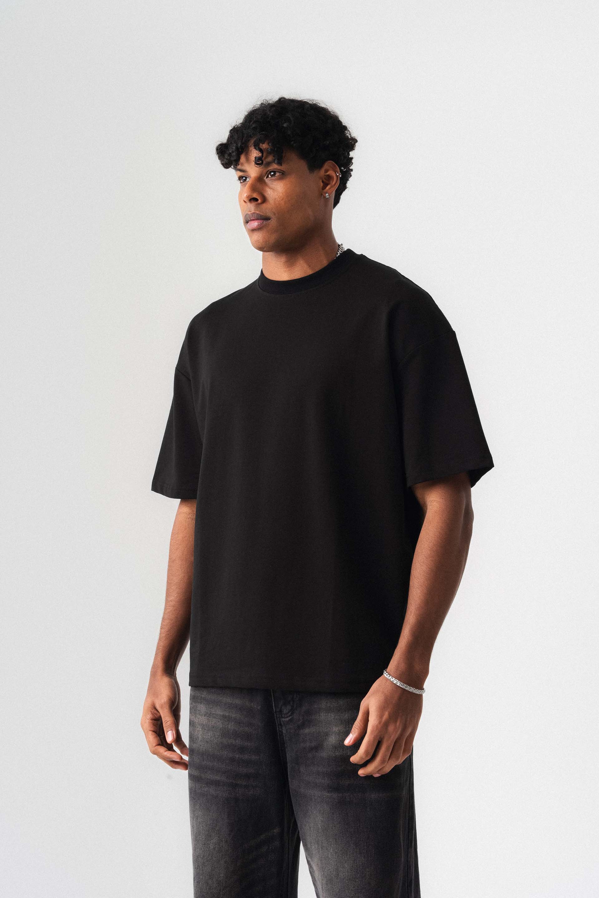 Oversize Basic Siyah T-Shirt