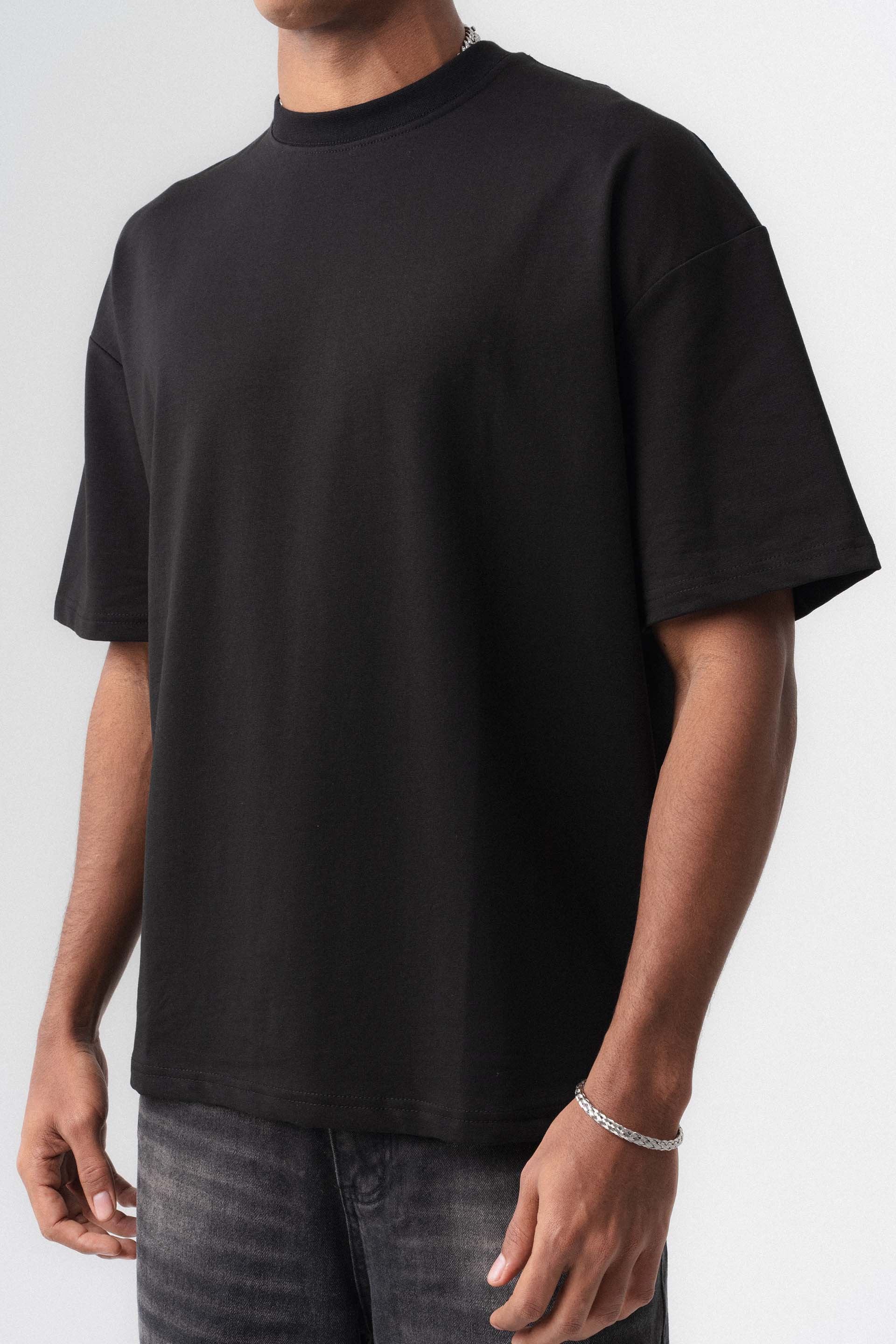 Oversize Basic Siyah T-Shirt