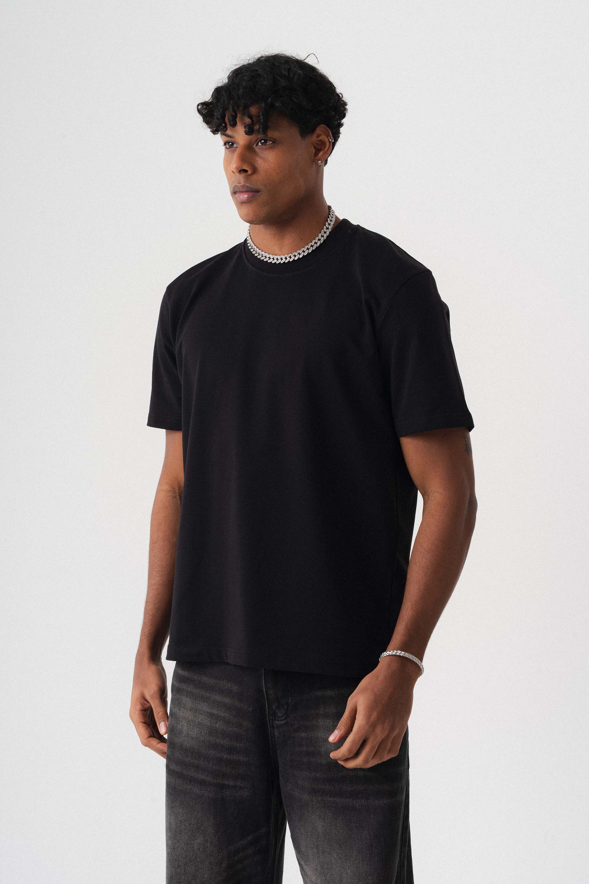 Oversize Basic Siyah T-Shirt