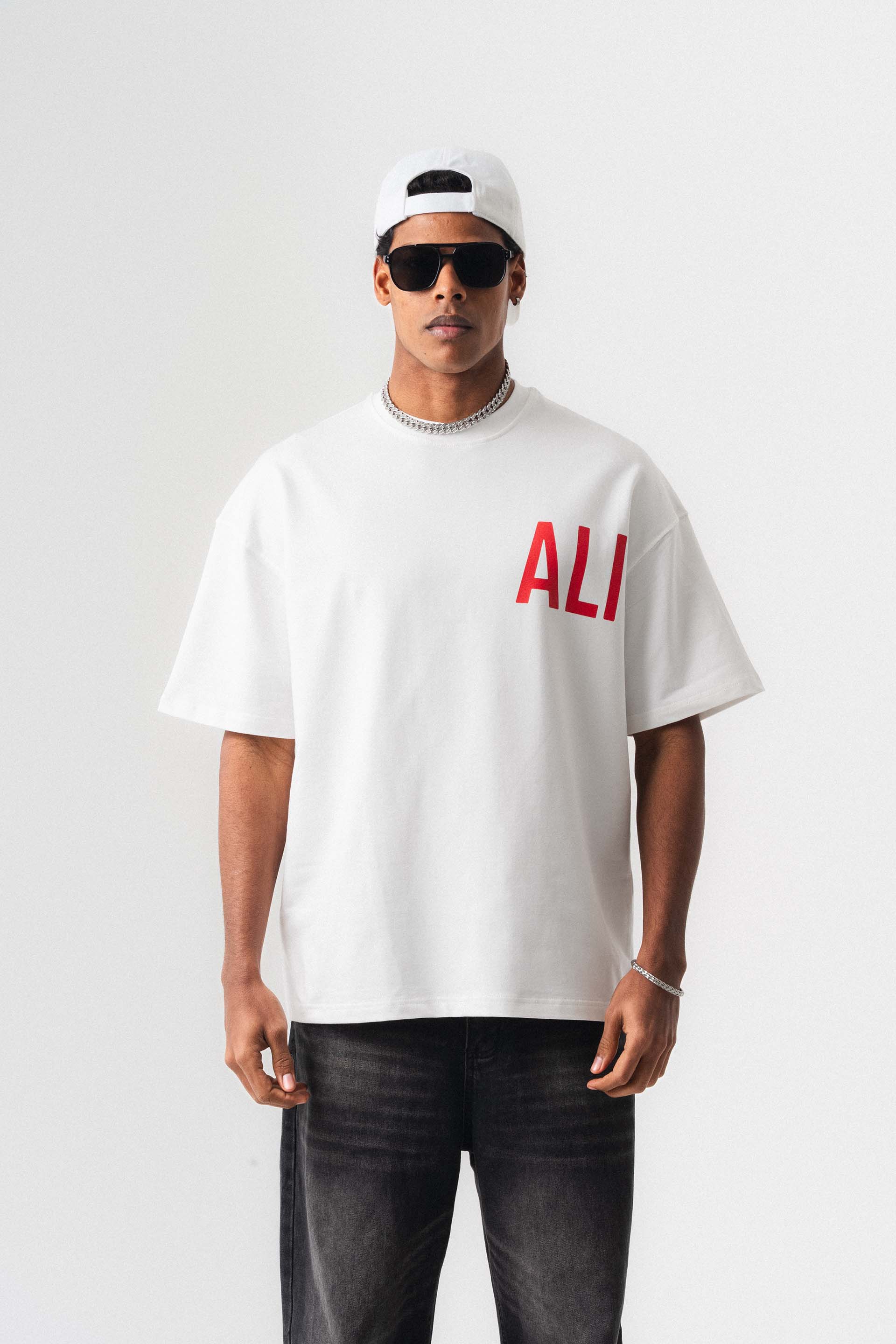 Muhammed Ali Beyaz Oversize Baskılı T-Shirt