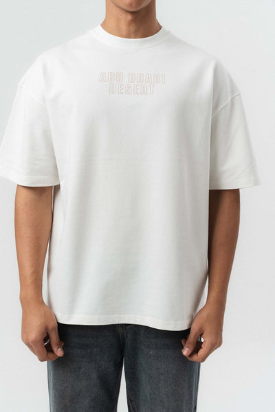 Abu Dabi Gold Kabartma Desenli Beyaz Oversize Baskılı T-Shirt