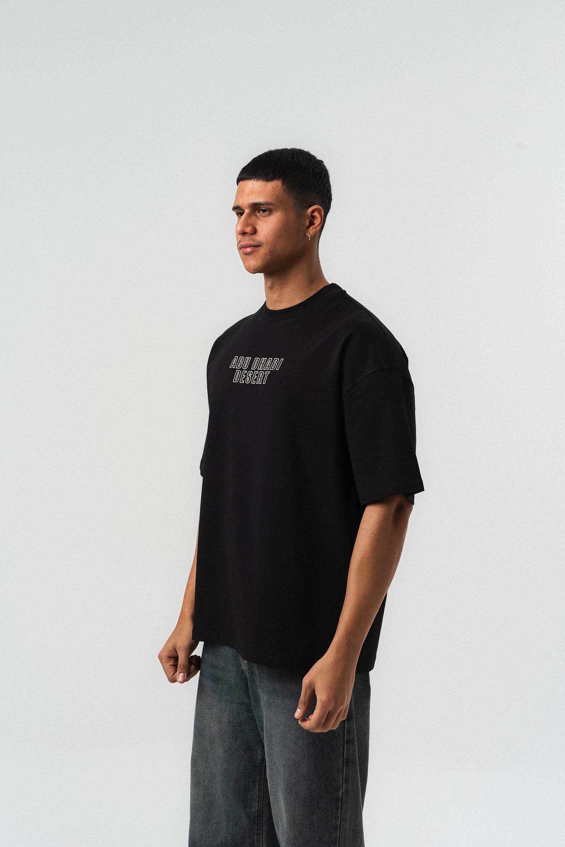 Abu Dabi Gold Kabartma Desenli Siyah Oversize Baskılı T-Shirt