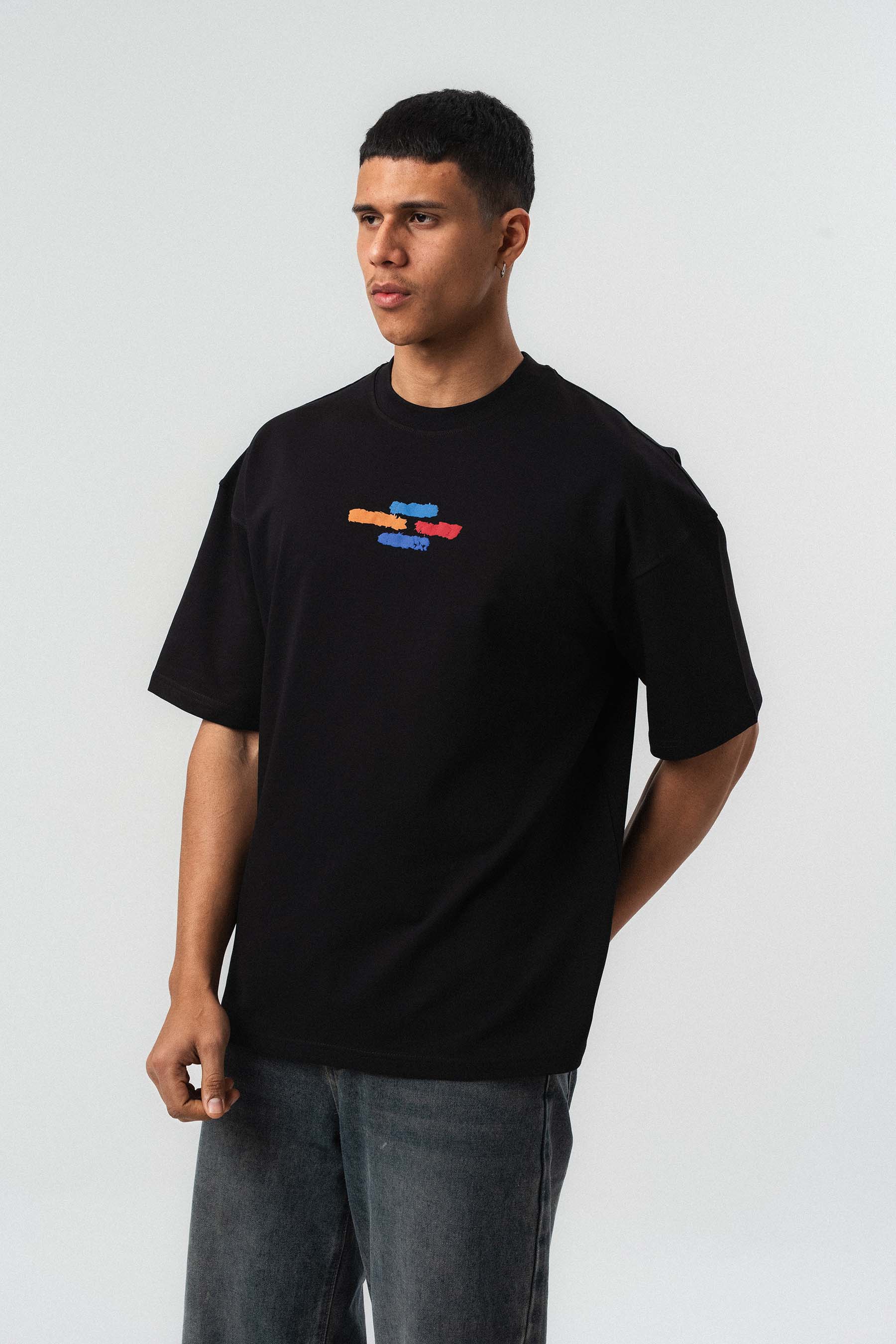 Art Figürlü Kabartmalı Siyah Oversize Baskılı T-Shirt