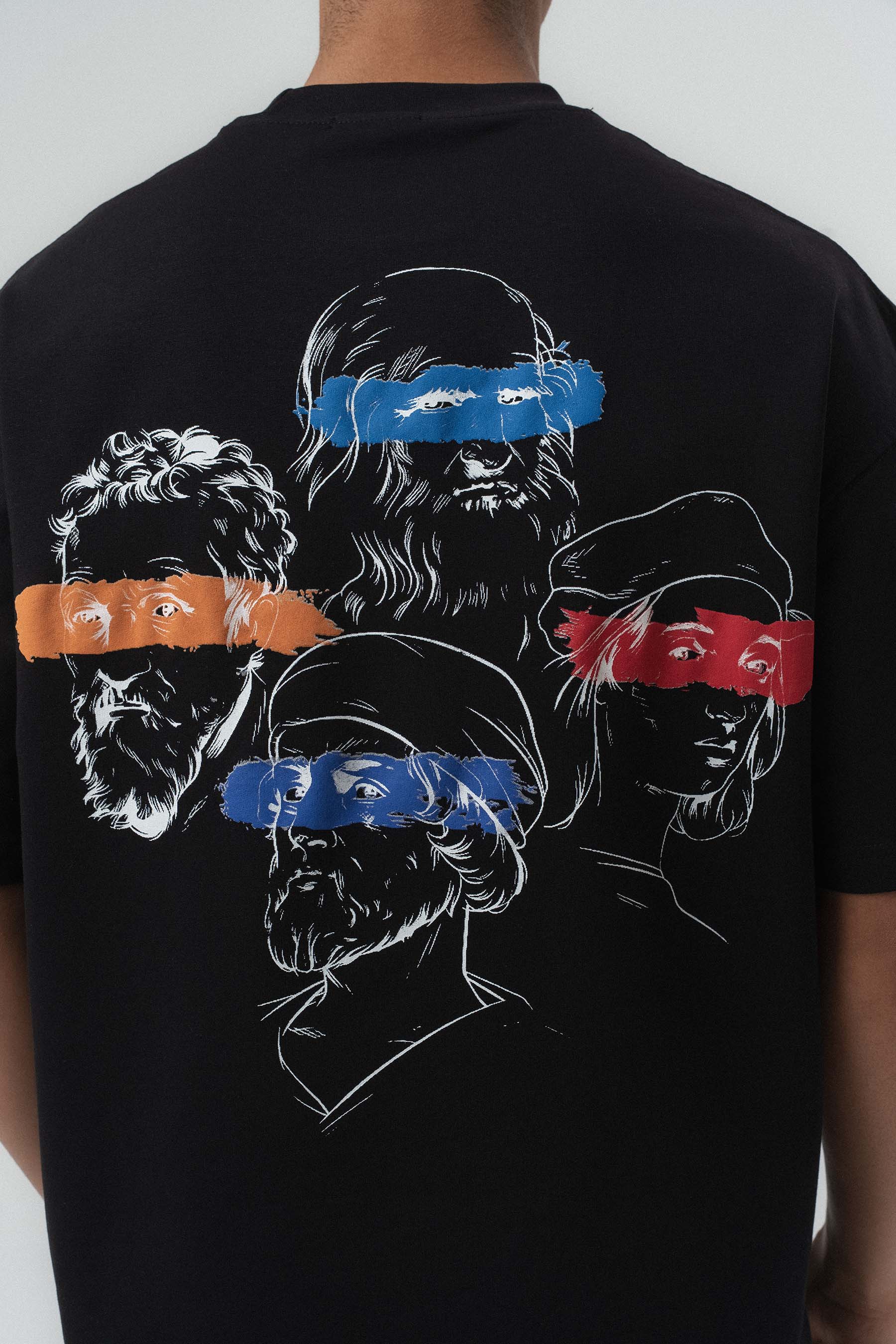 Art Figürlü Kabartmalı Siyah Oversize Baskılı T-Shirt