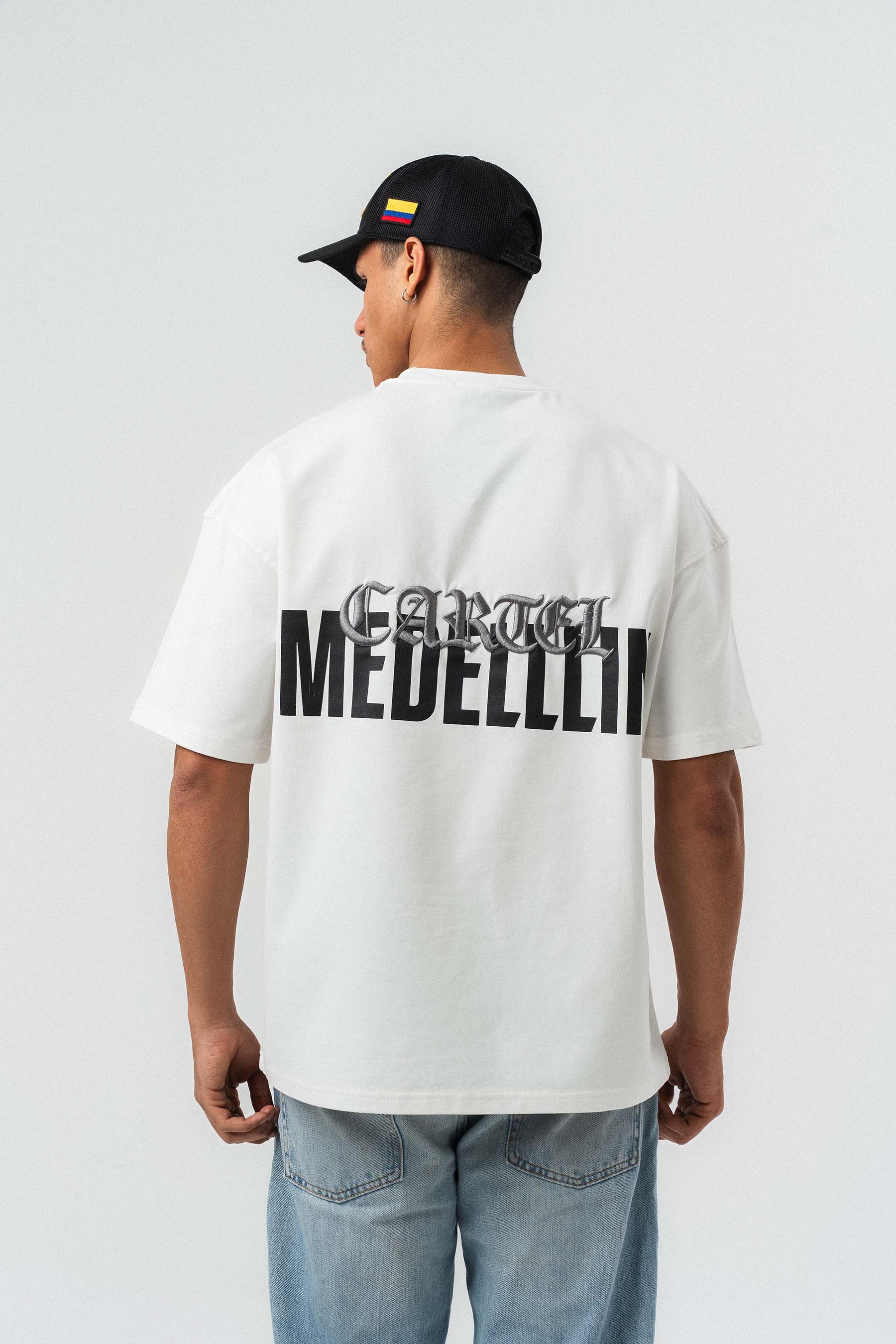 Cartel Medellin Nakış Detaylı Beyaz Oversize Baskılı T-Shirt