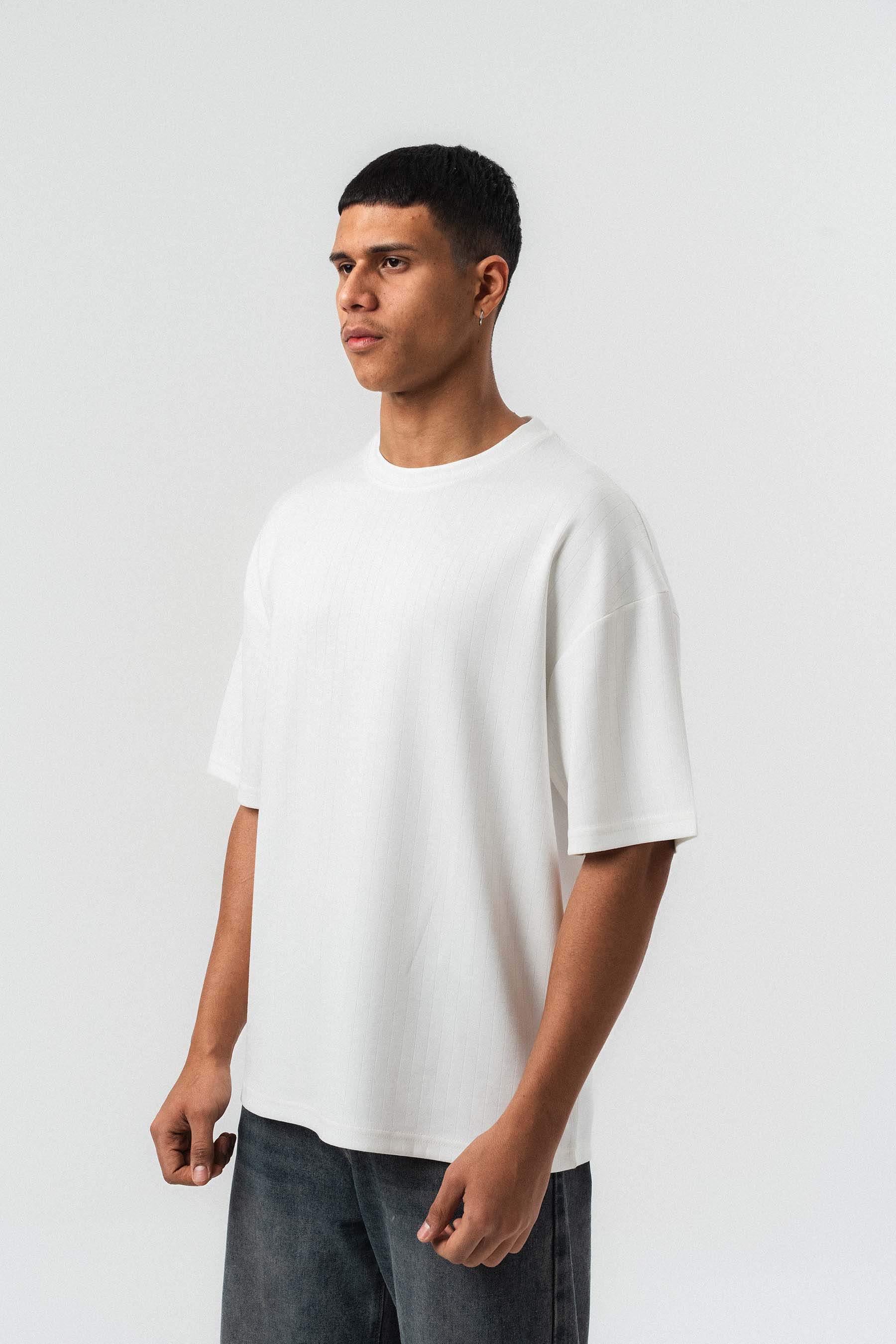 Nakış Detaylı Çizgili Premium Oversize T-Shirt Beyaz