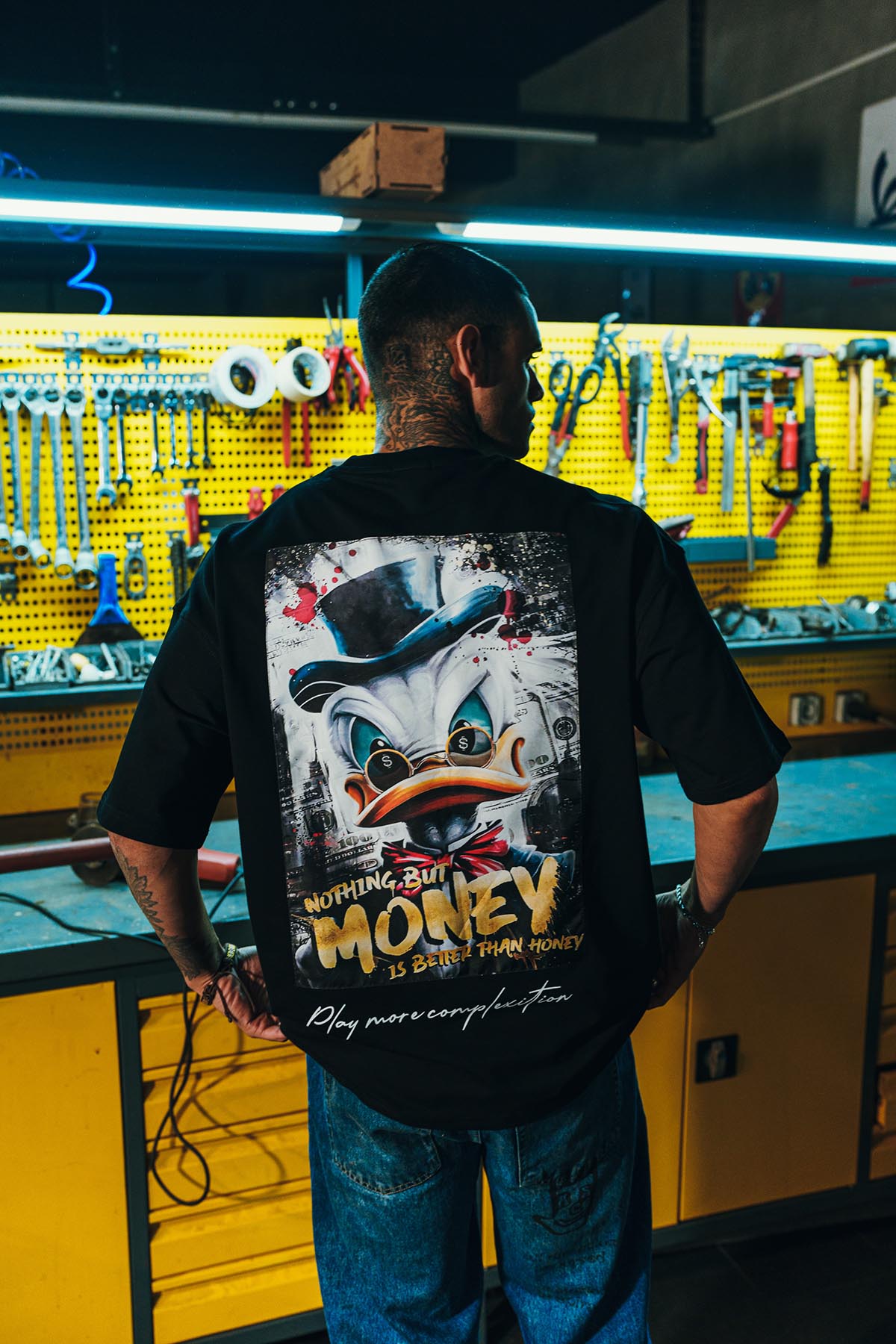 Donald Money Patch Baskılı Oversize Siyah Tshirt