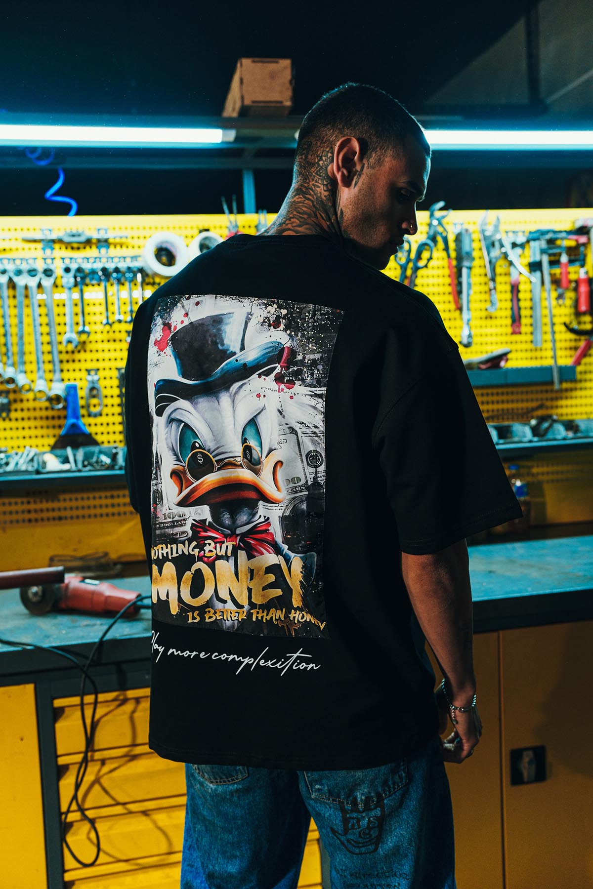 Donald Money Patch Baskılı Oversize Siyah Tshirt