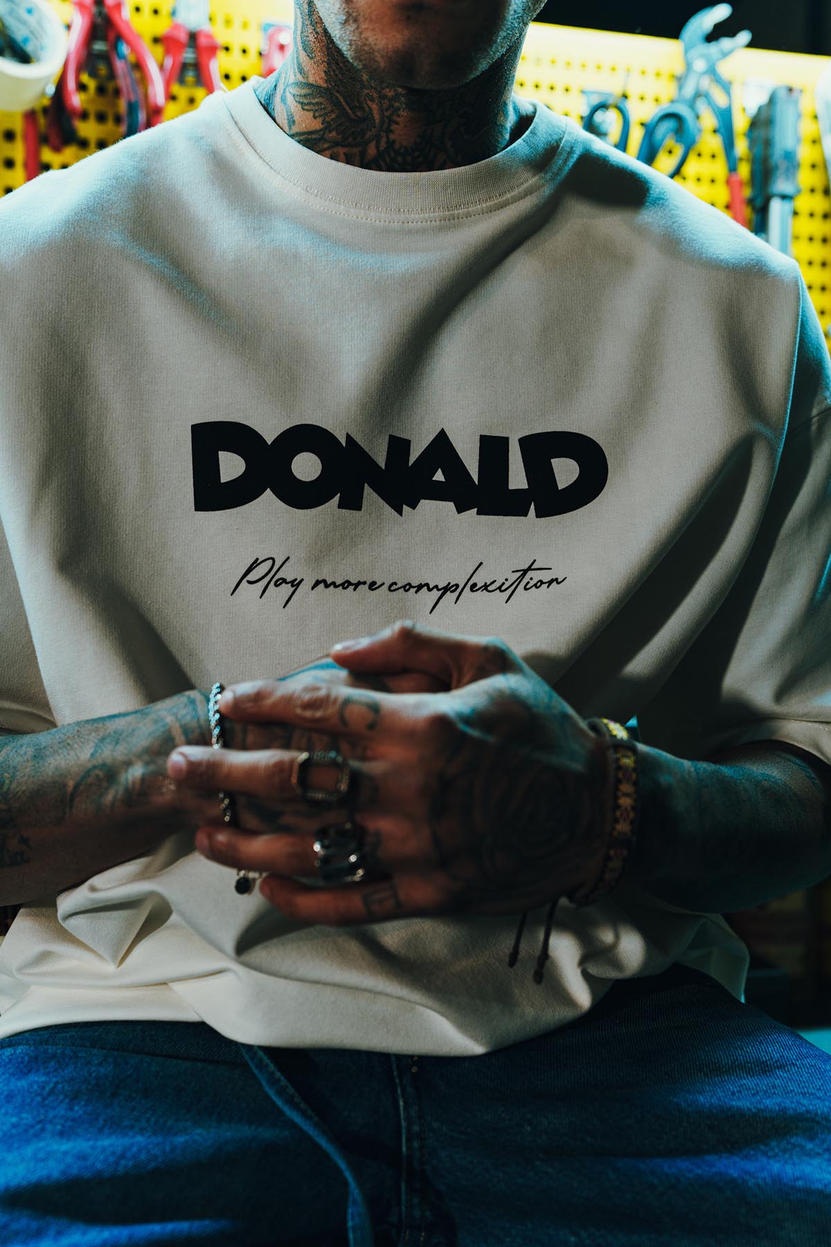 Donald Money Patch Baskılı Oversize Beyaz Tshirt