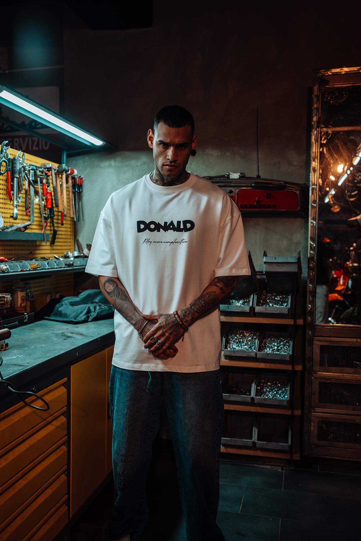 Donald Money Patch Baskılı Oversize Beyaz Tshirt