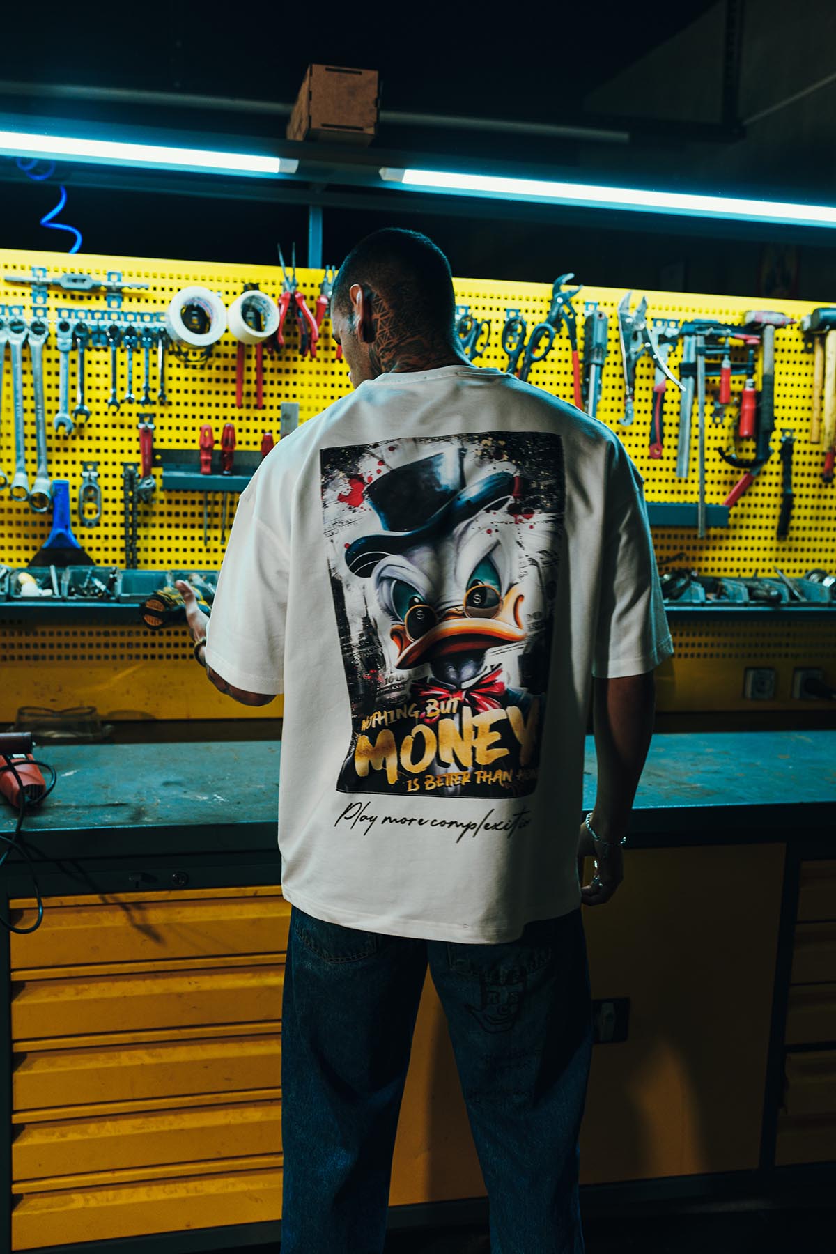 Donald Money Patch Baskılı Oversize Beyaz Tshirt