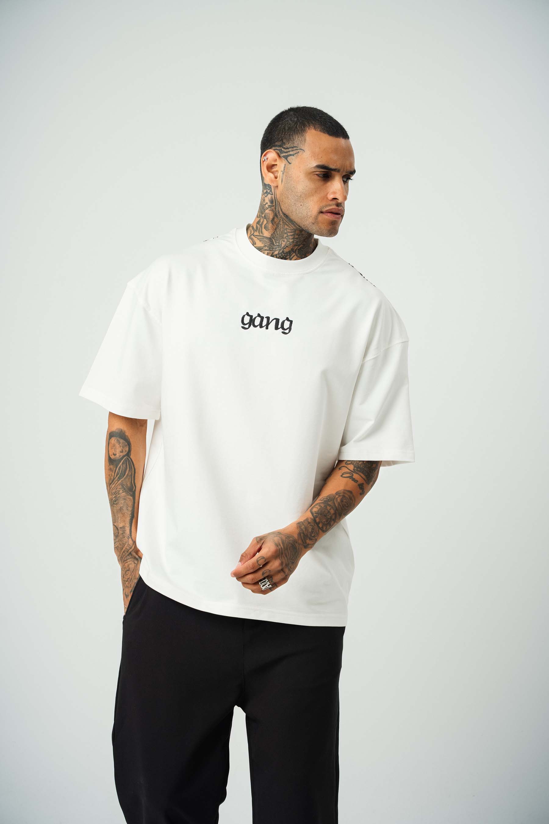 Gang Baskılı Beyaz Oversize T-Shirt