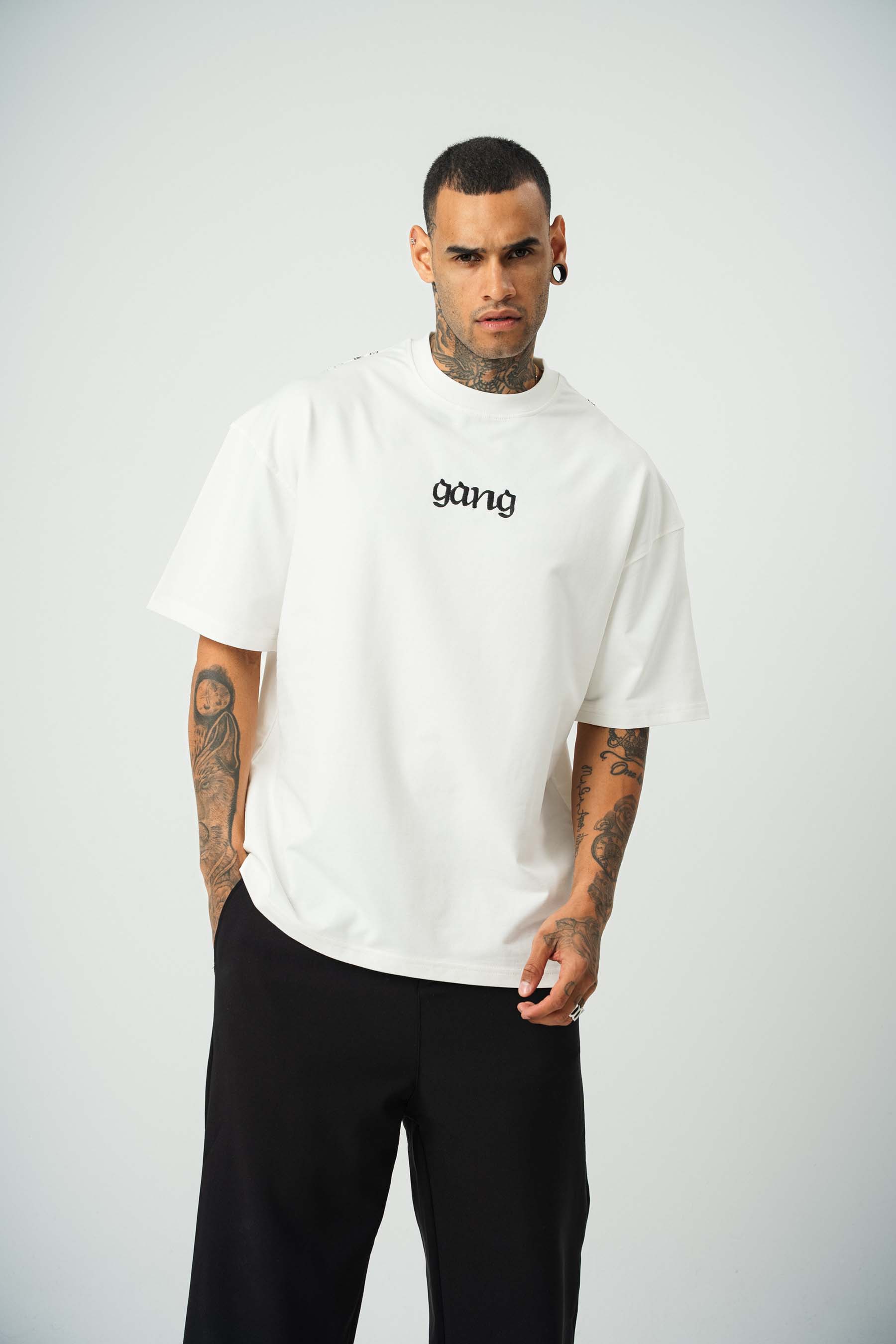 Gang Baskılı Beyaz Oversize T-Shirt