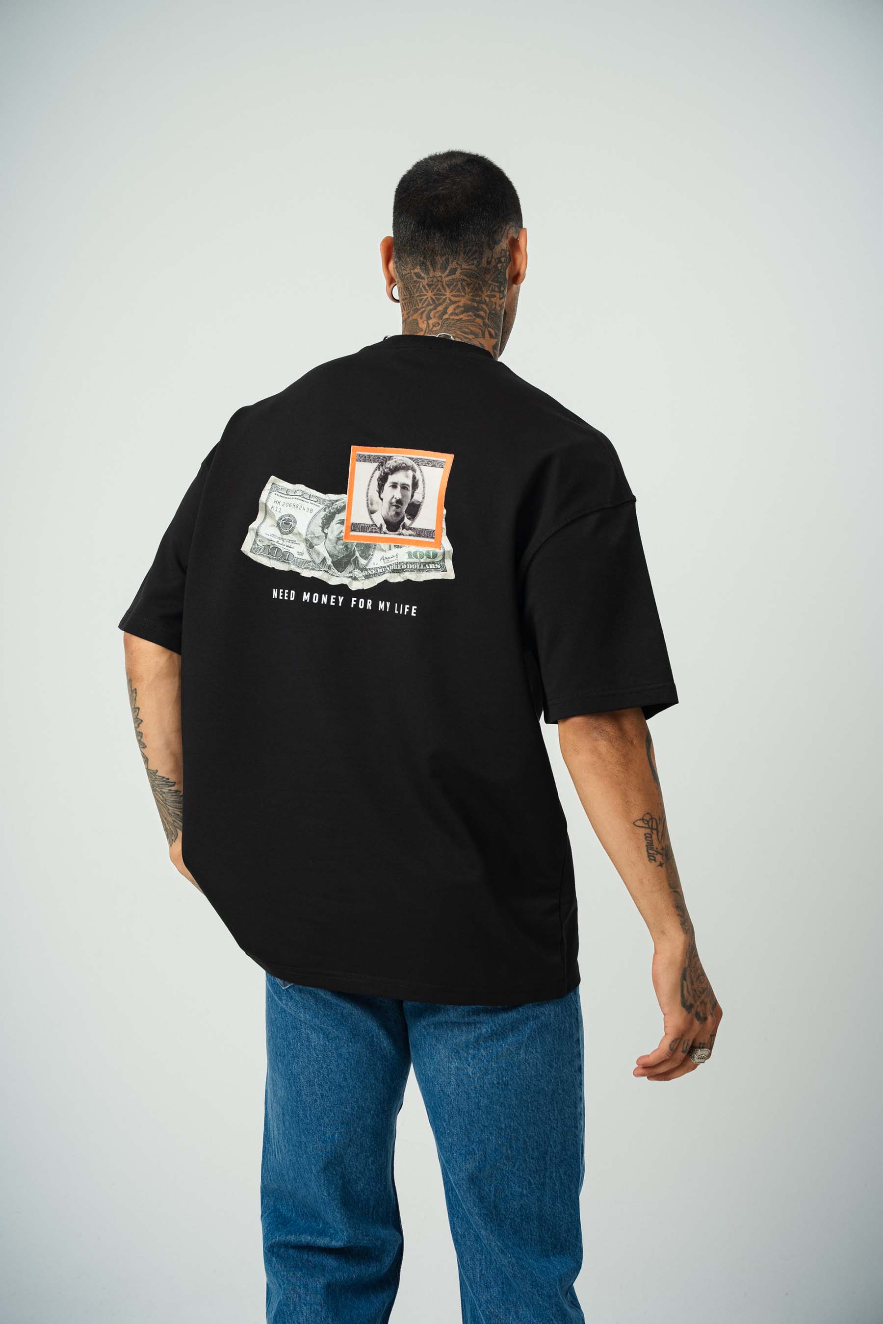 Need Money Pablo Escobar For Life Baskılı Siyah Oversize T-Shirt