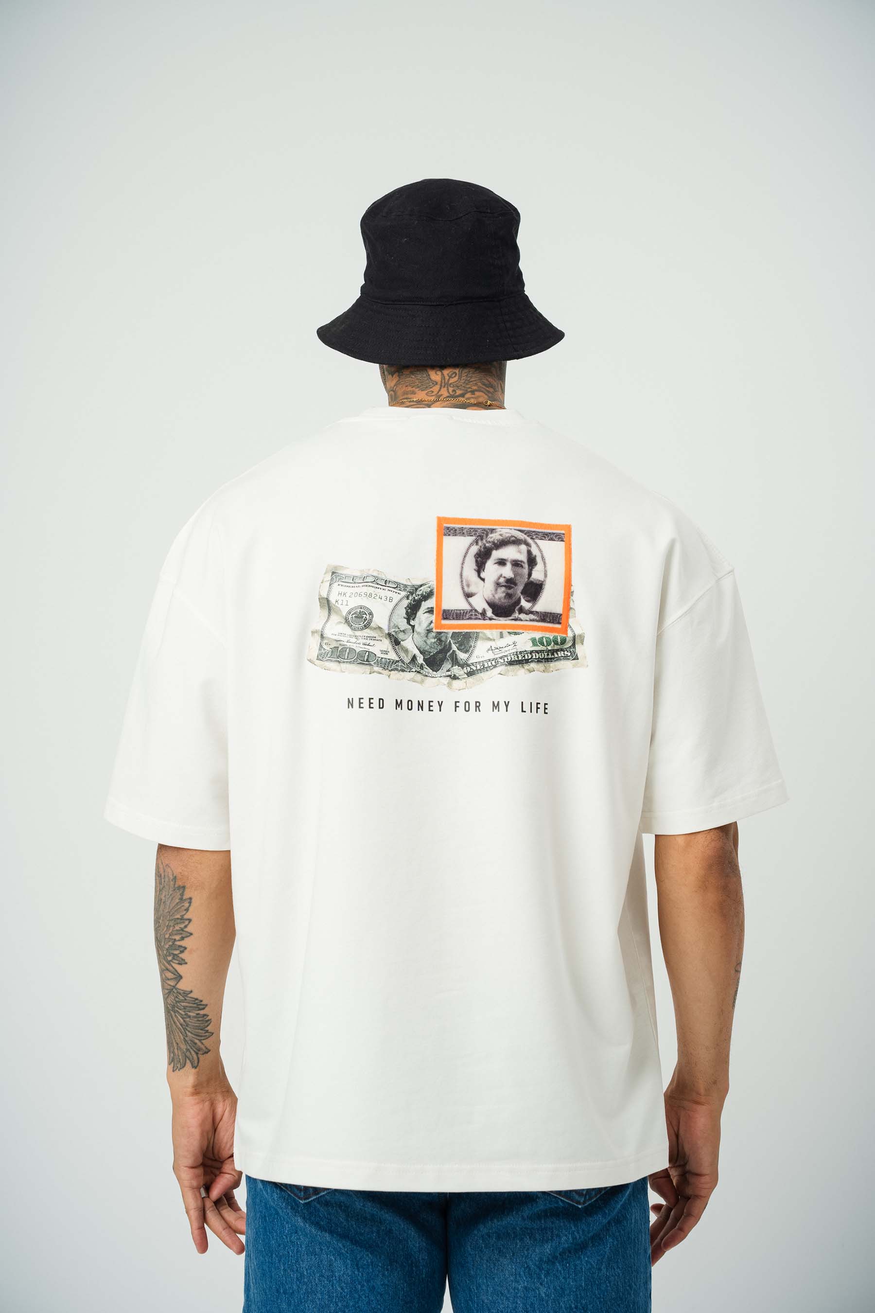 Need Money Pablo Escobar For Life Baskılı Beyaz Oversize T-Shirt